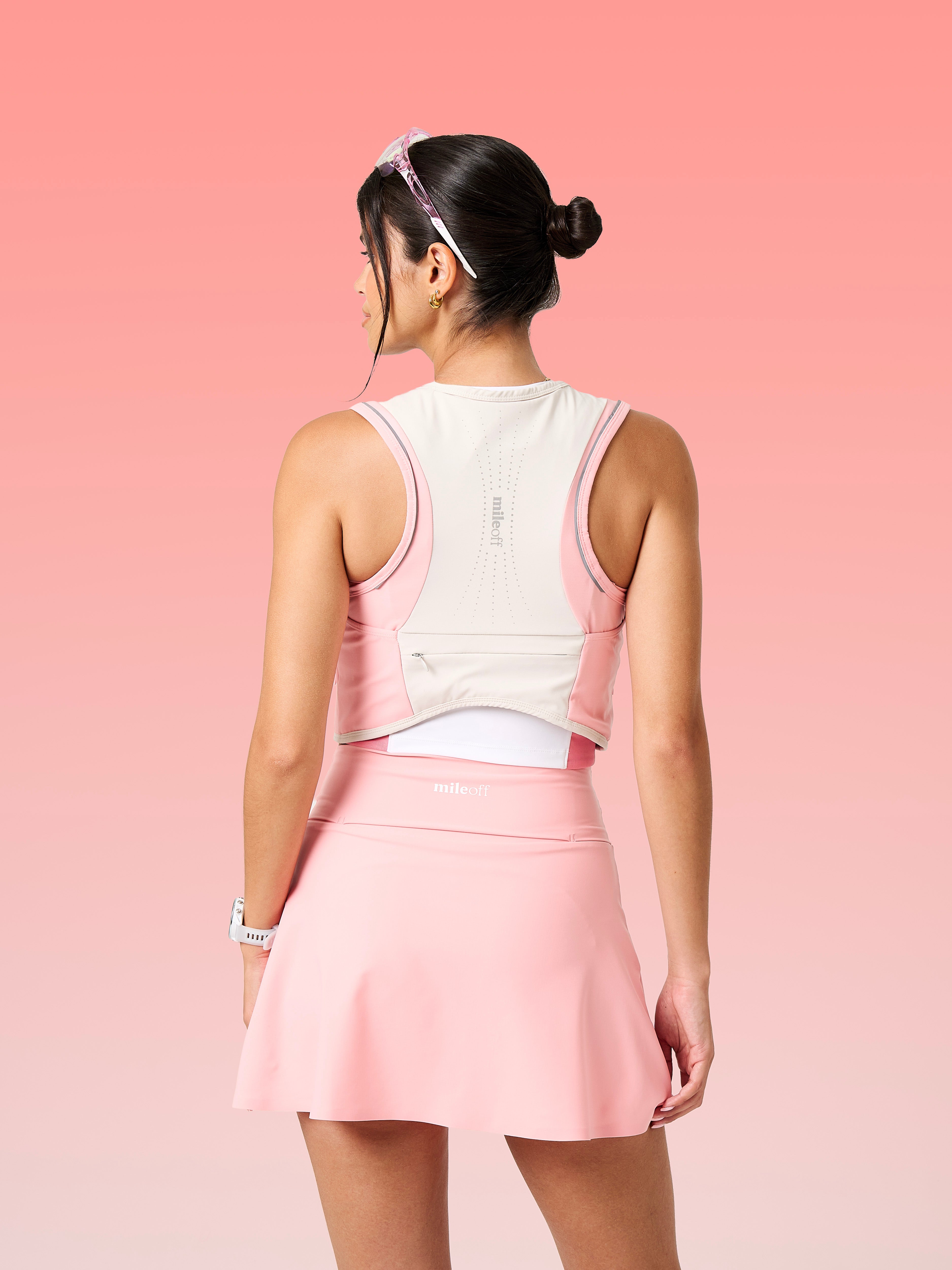 Hydration Run Vest In Strawberry Cream & Coconut Milk