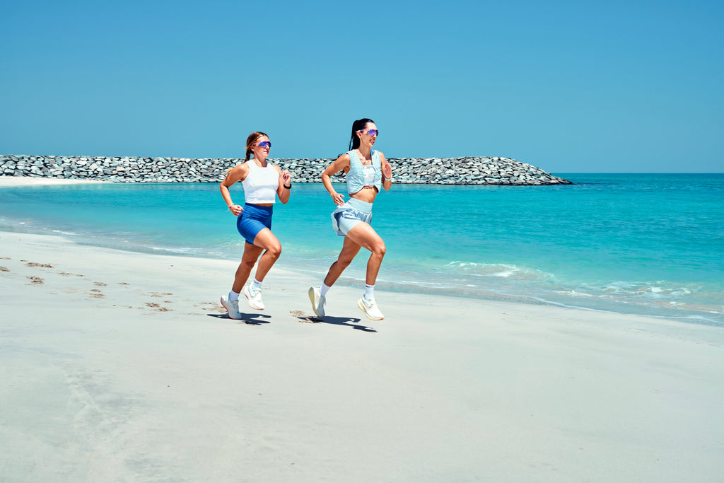 Ultimate 2in1 Run Short in Cloudless Sky