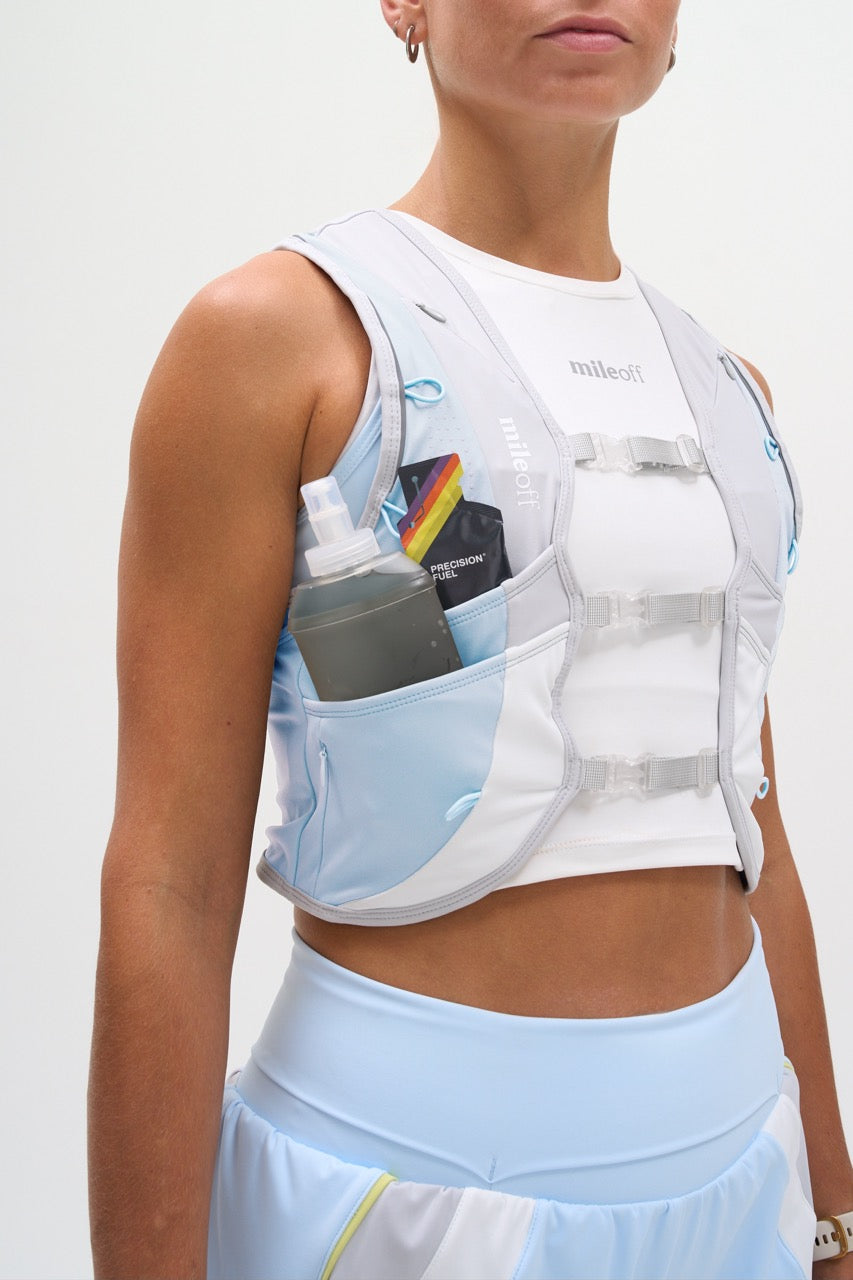 Hydration Run Vest in Ice Melt Blue