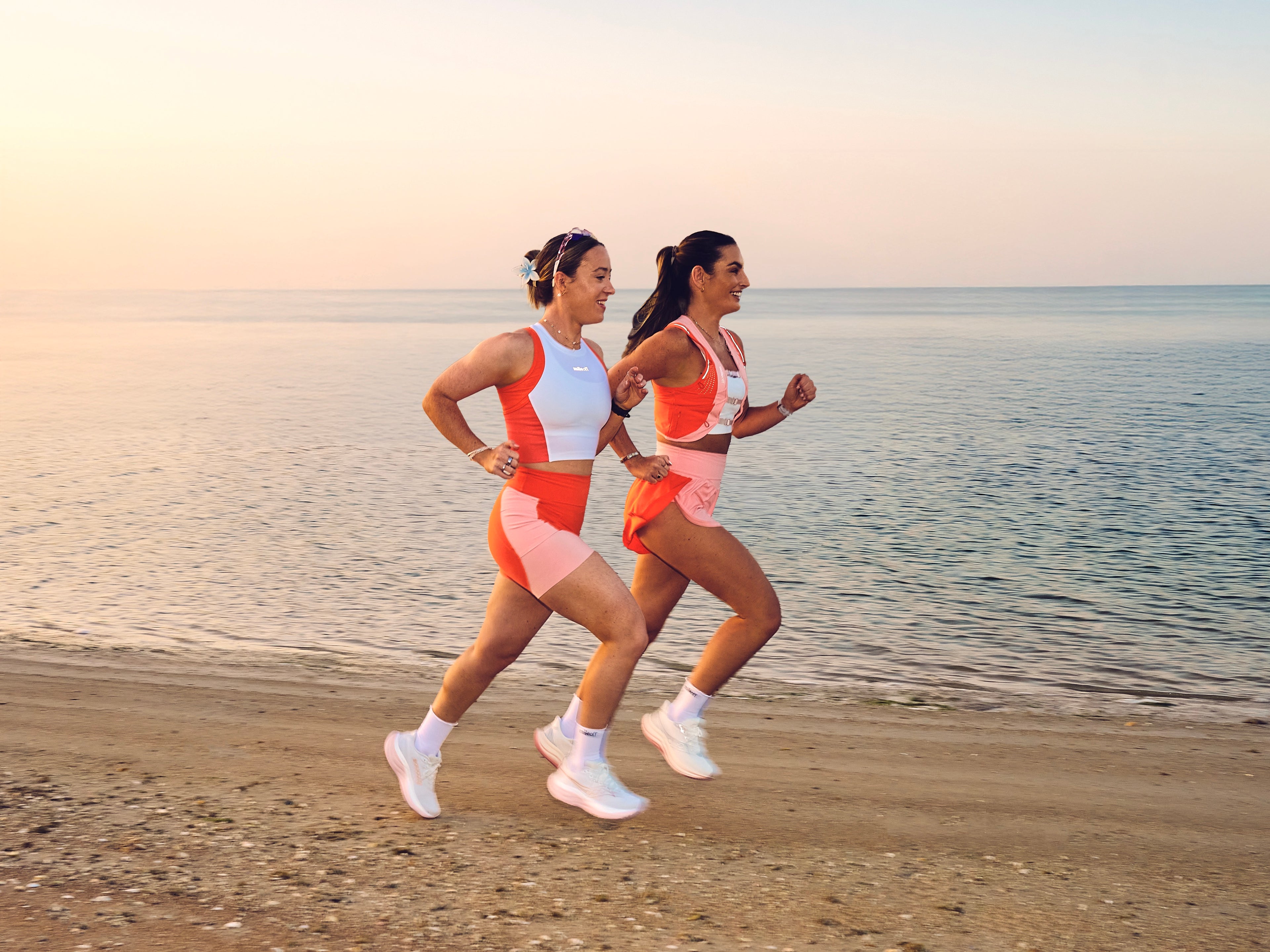 Hydration Run Vest In Watermelon Slush & Strawberry Cream