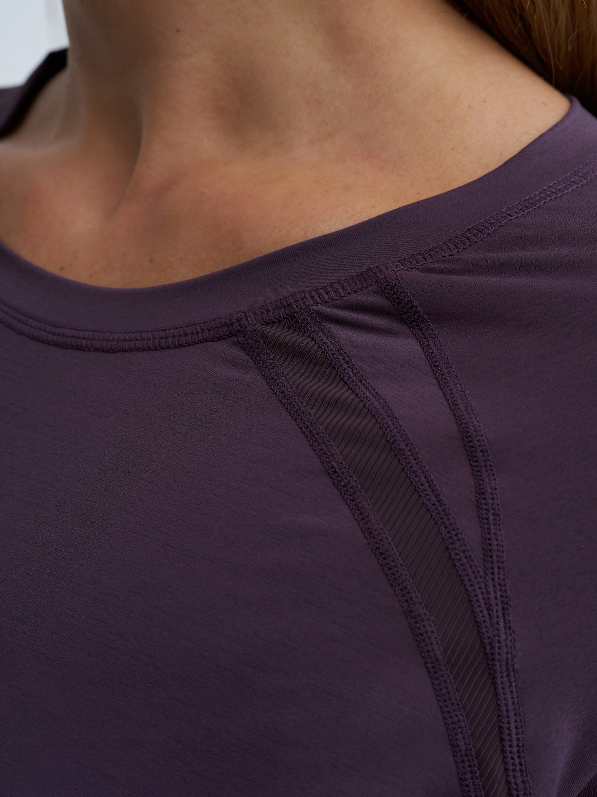 Long Sleeve Run Layer in Burgundy Bliss