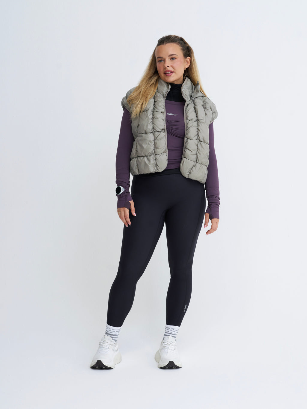 Long Sleeve Run Layer in Burgundy Bliss