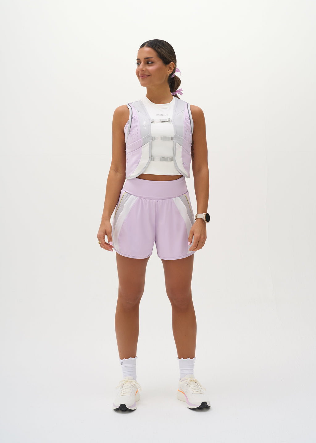 Lilac_hydration_run_vest_phone_pocket
