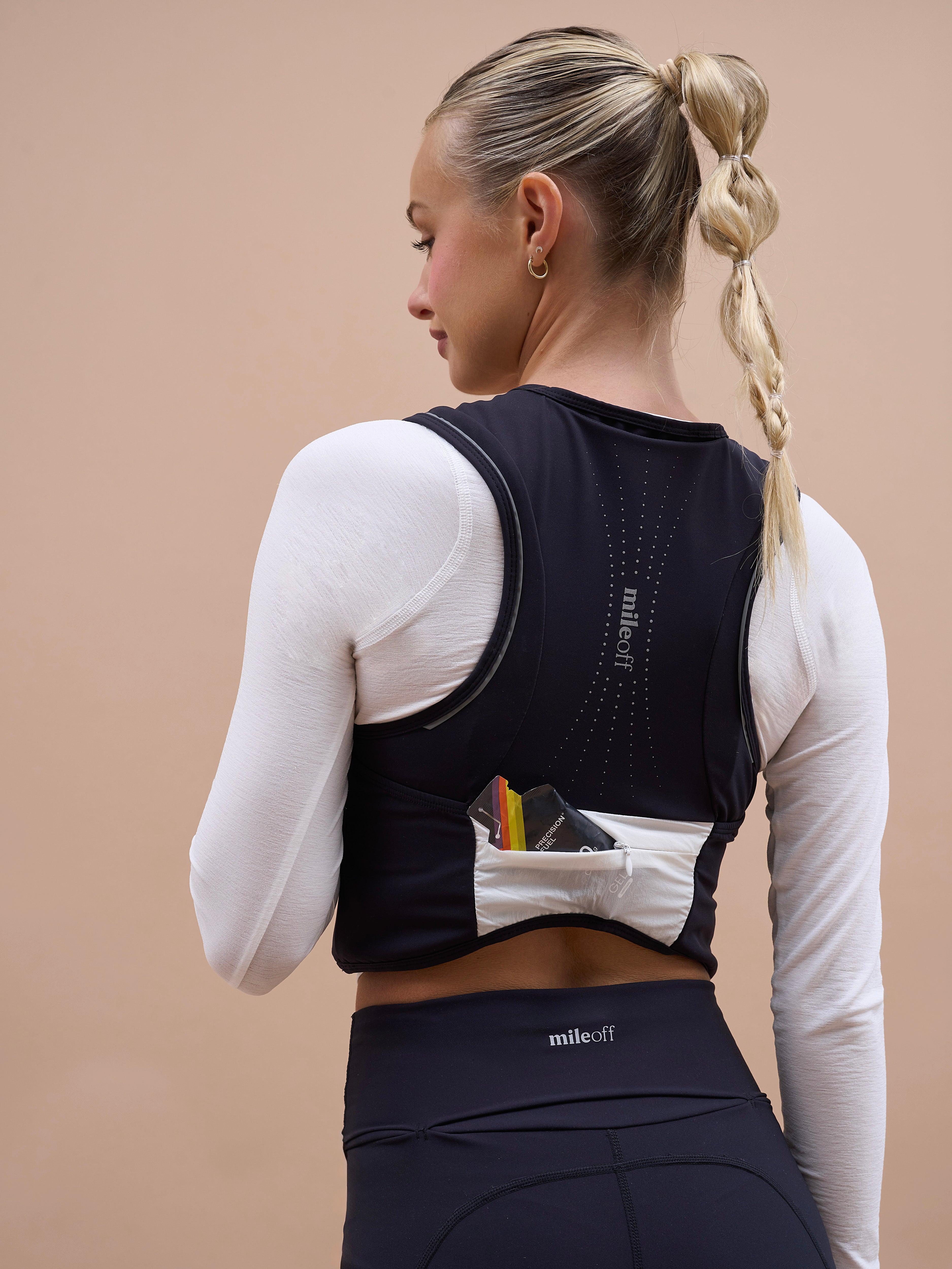 Hydration Run Vest in Black