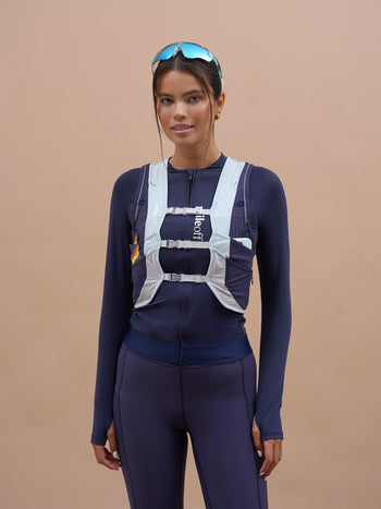 Hydration Run Vest in Night Sky Navy/Ether Green