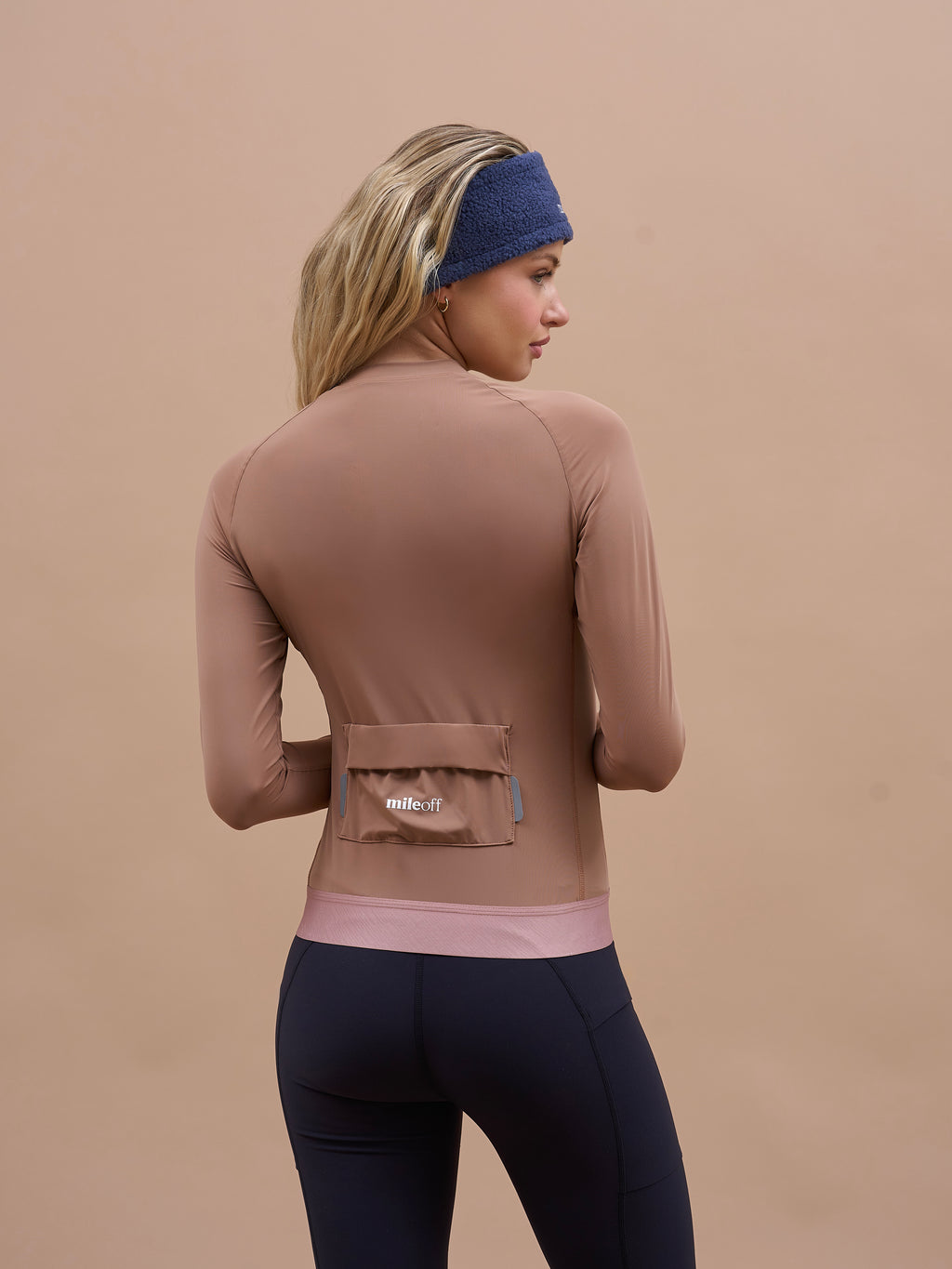 Long Sleeve Running Zip Layer in Mountain Mocha