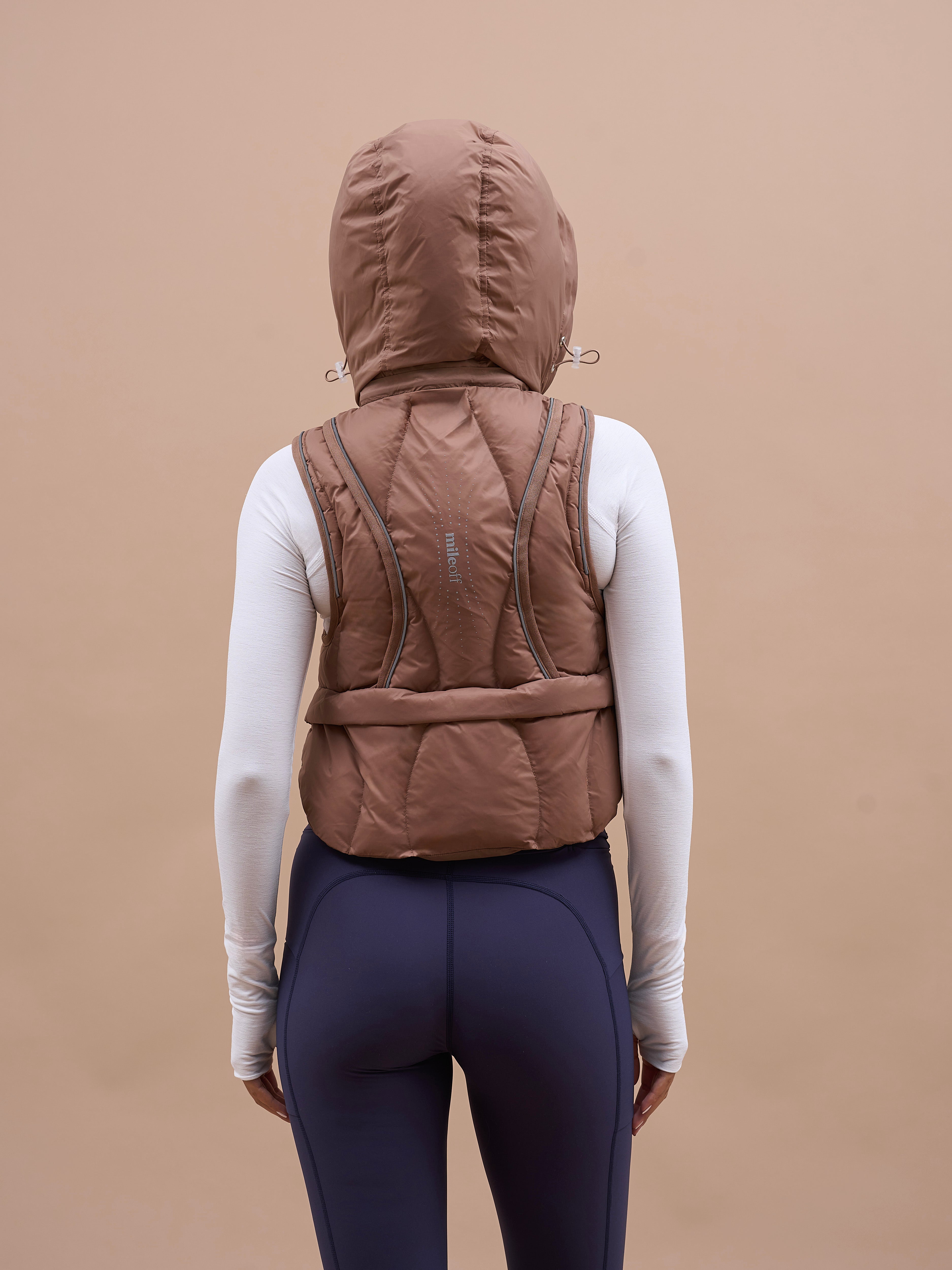 Padded Run Gilet in Mountain Mocha