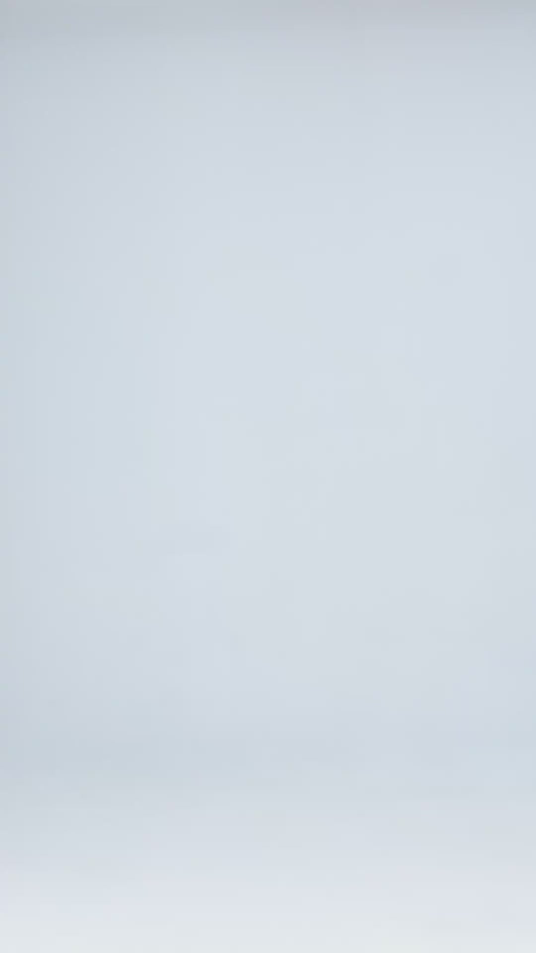 Flowy Short in Key Lime / Cloudless Sky