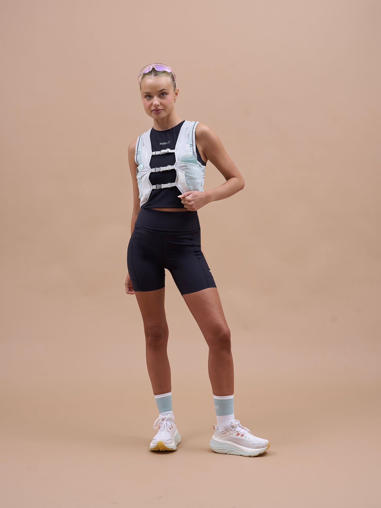 Hydration Run Vest in Ether Green
